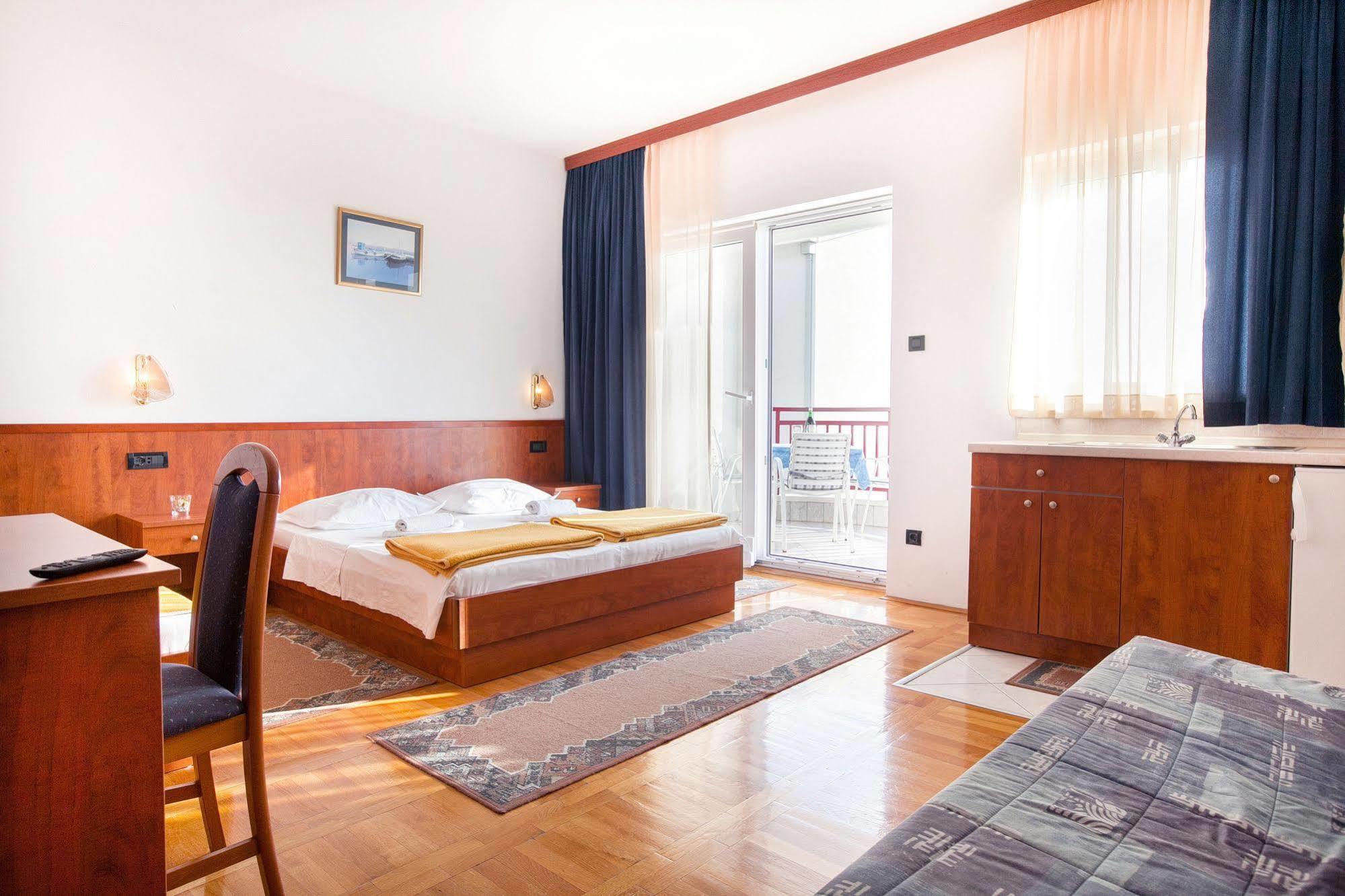 Villa Vinka Tucepi Ngoại thất bức ảnh