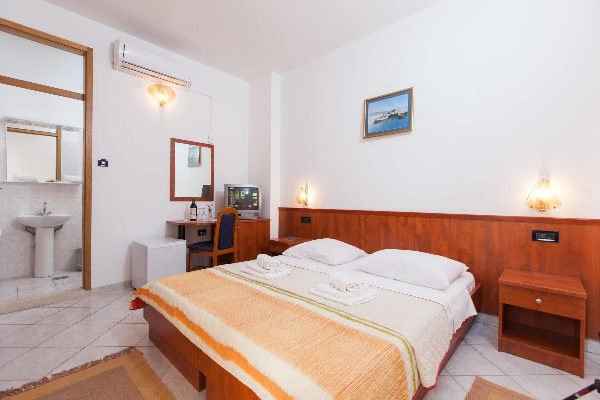 Villa Vinka Tucepi Ngoại thất bức ảnh