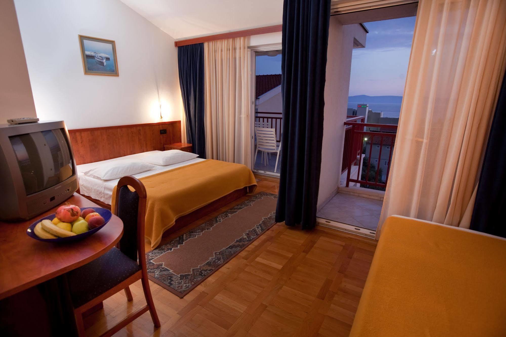 Villa Vinka Tucepi Ngoại thất bức ảnh